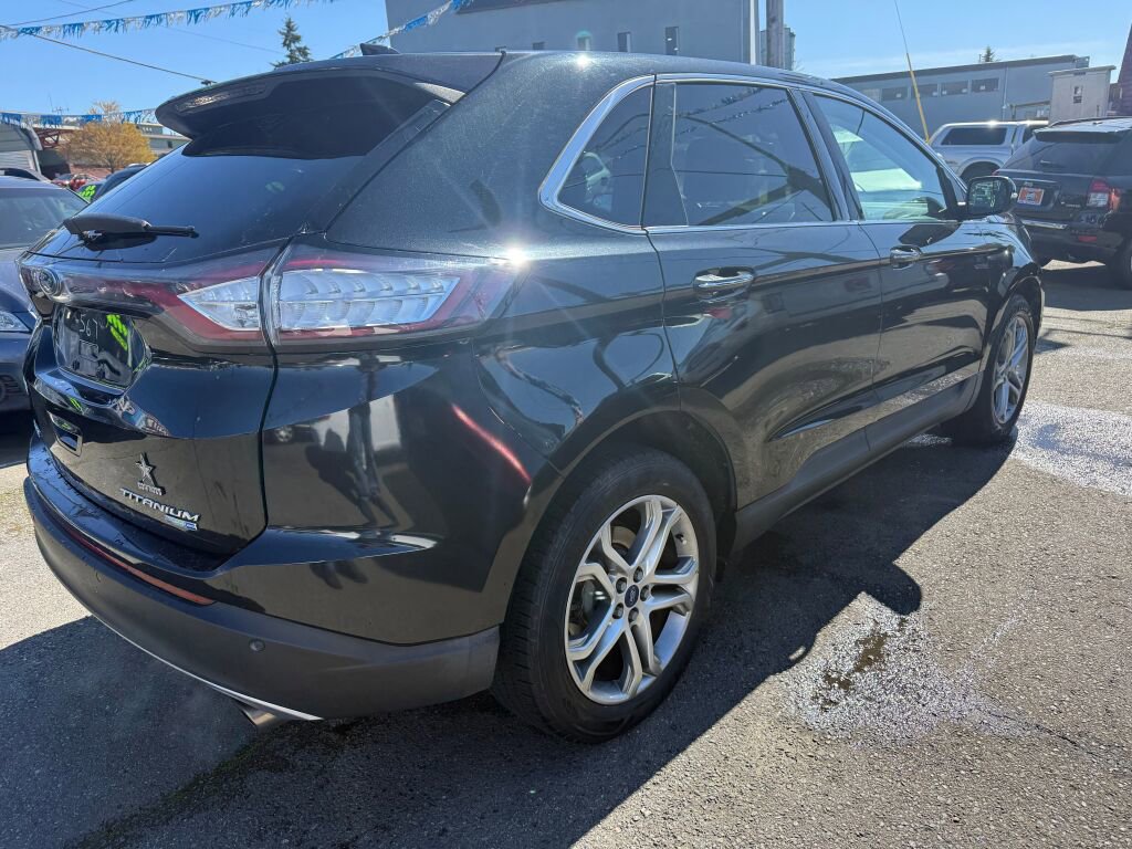Used 2015 Ford Edge Titanium image 6