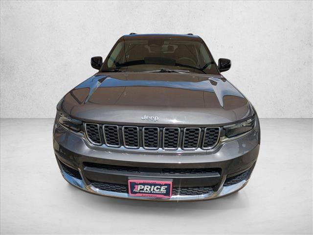 Used 2023 Jeep Grand Cherokee L Laredo w/ Luxury Tech Group I AWD/4WD image 2