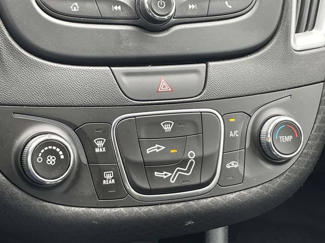 Used 2018 Chevrolet Malibu LS FWD image 23
