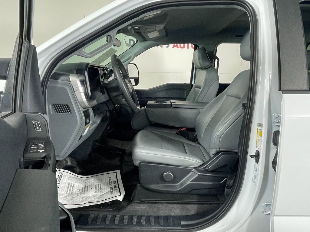 Used 2023 Ford F250 XL image 12