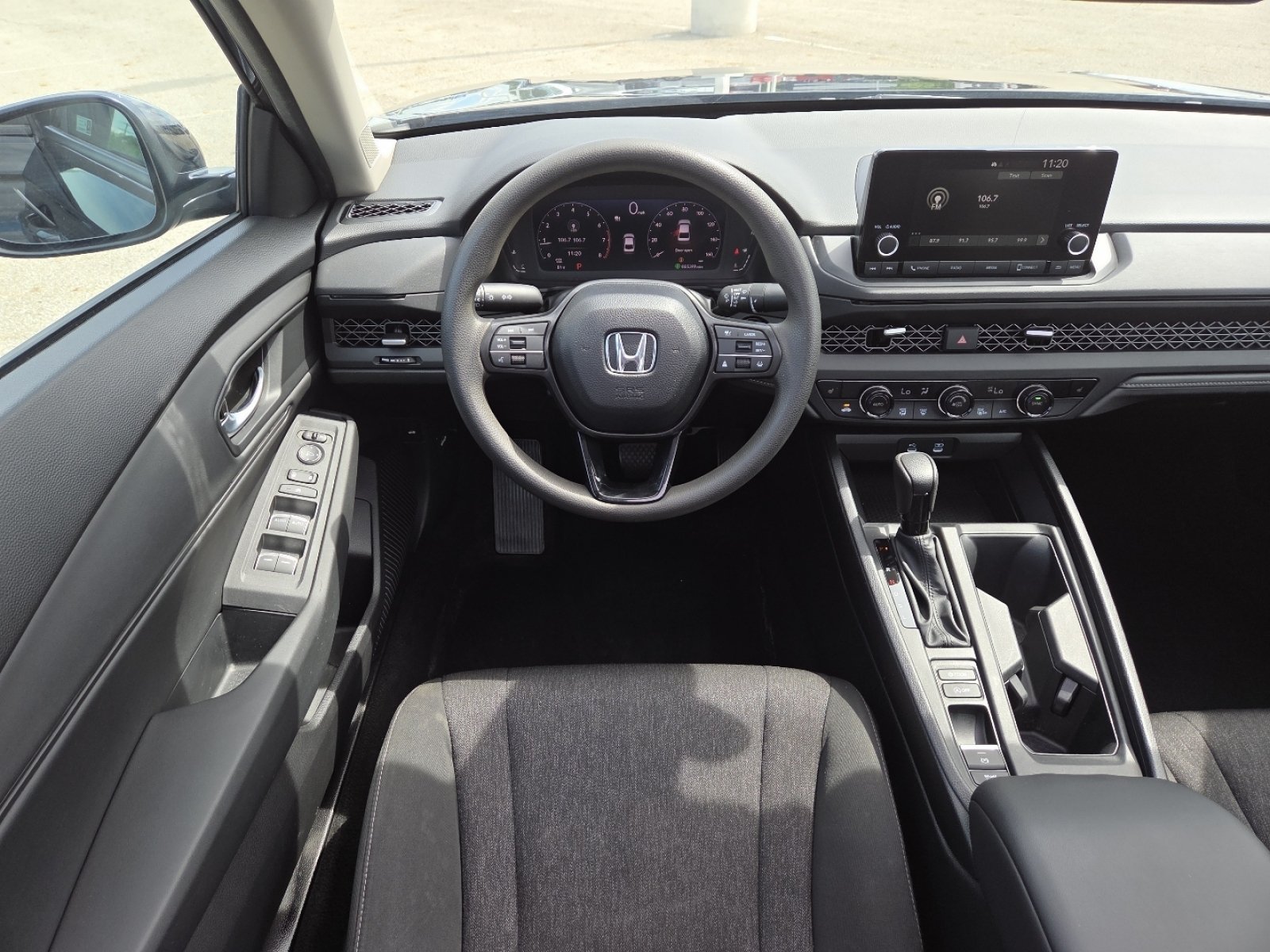 Used 2025 Honda Accord SE image 26