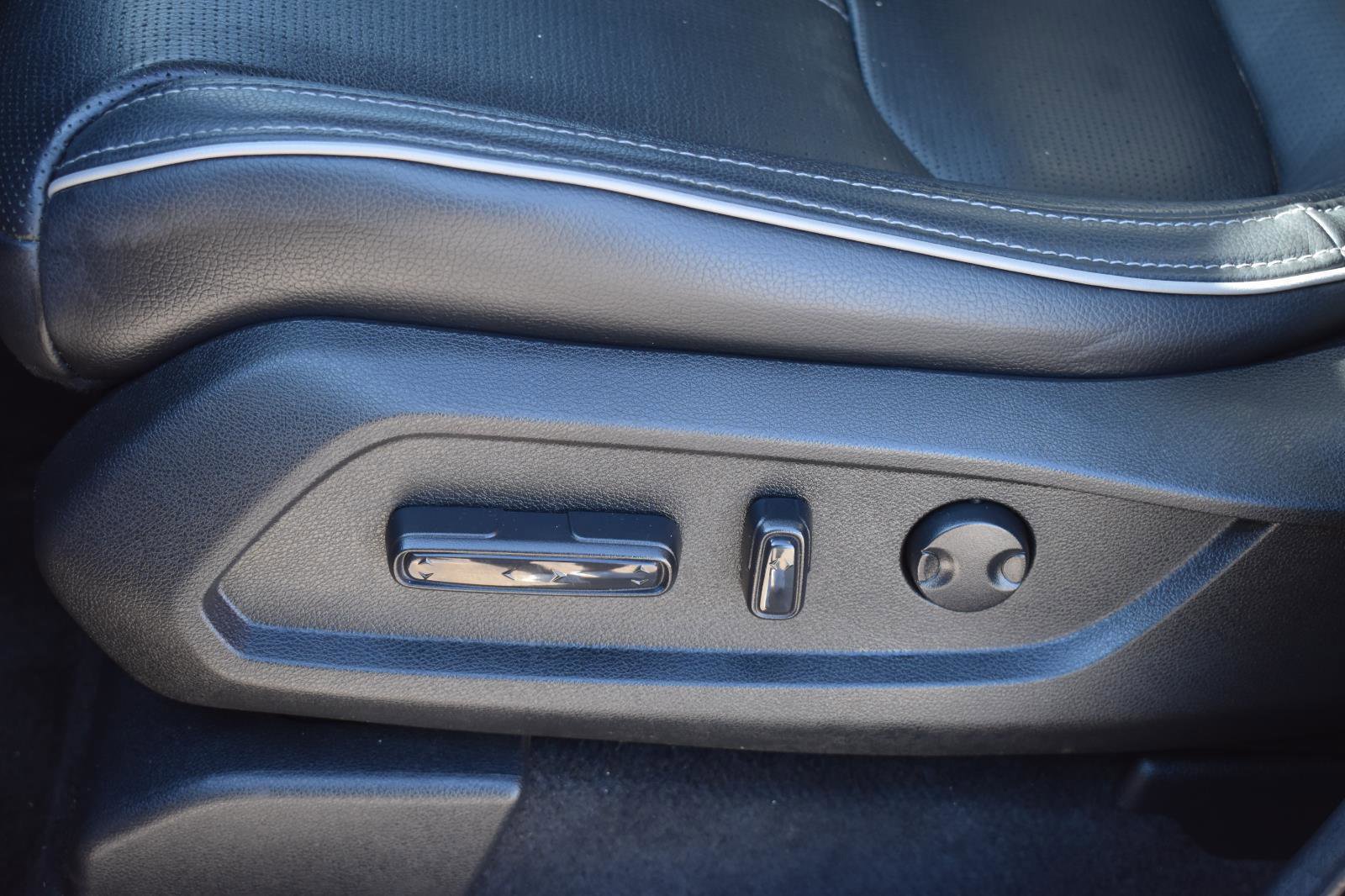 Used 2023 Honda Pilot Elite image 23