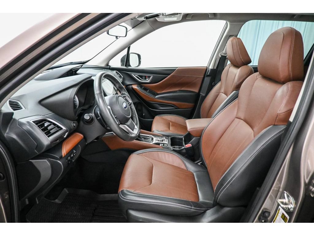 Used 2023 Subaru Forester Touring AWD/4WD image 12