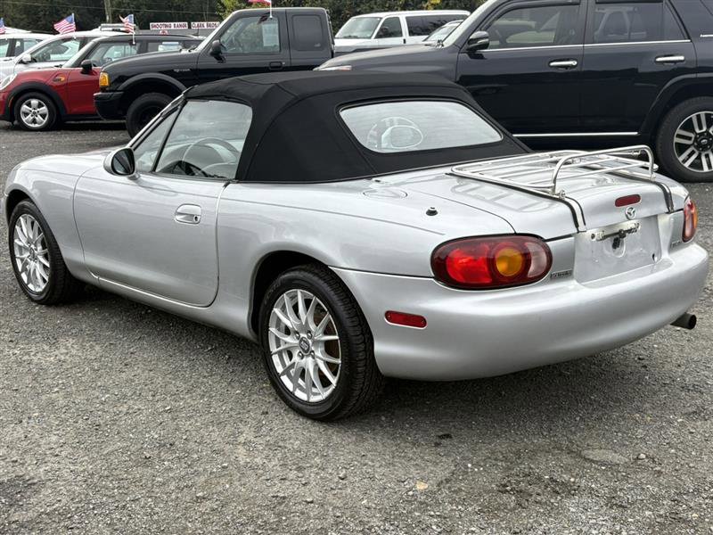 Used 2000 MAZDA MX-5 Miata LS image 3