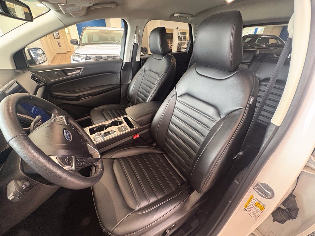 Used 2023 Ford Edge SEL AWD/4WD image 25