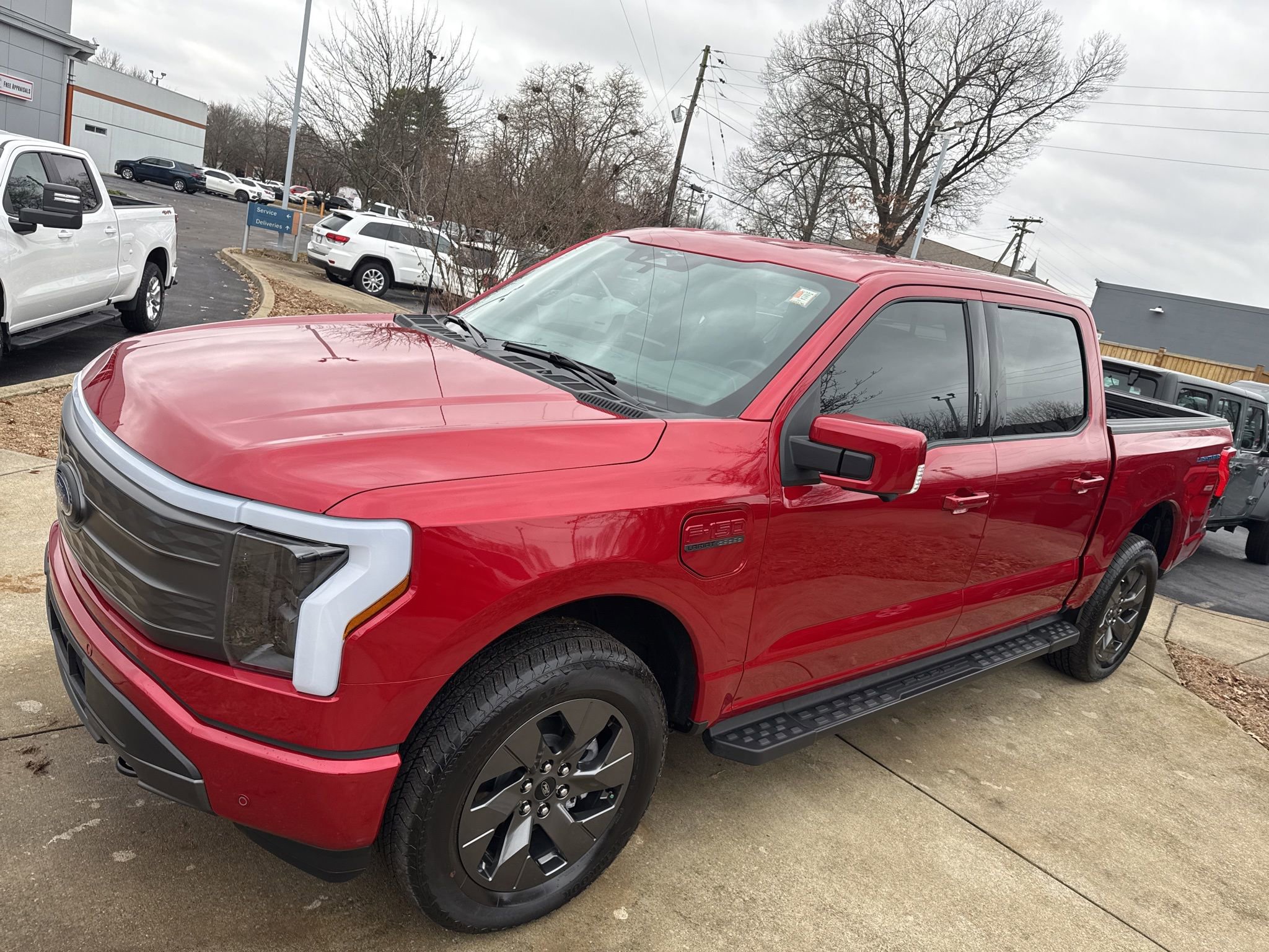 Used 2023 Ford F150 Lightning Lariat video 3