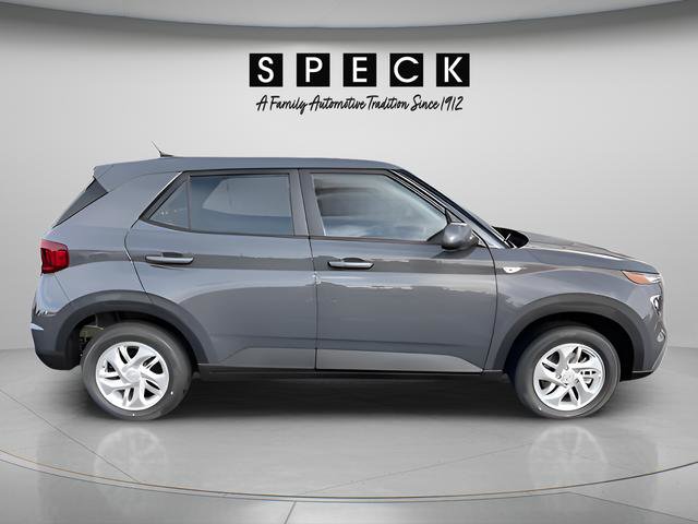 New 2026 Hyundai Venue SE FWD image 6