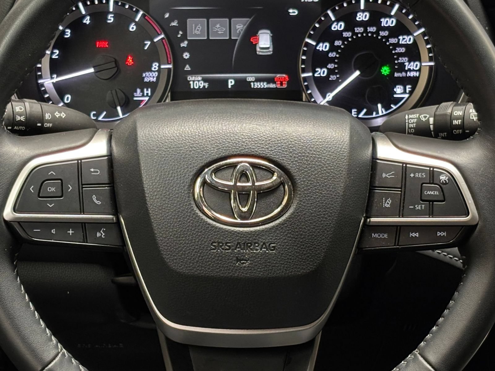 Used 2026 Toyota Highlander XLE AWD/4WD image 28