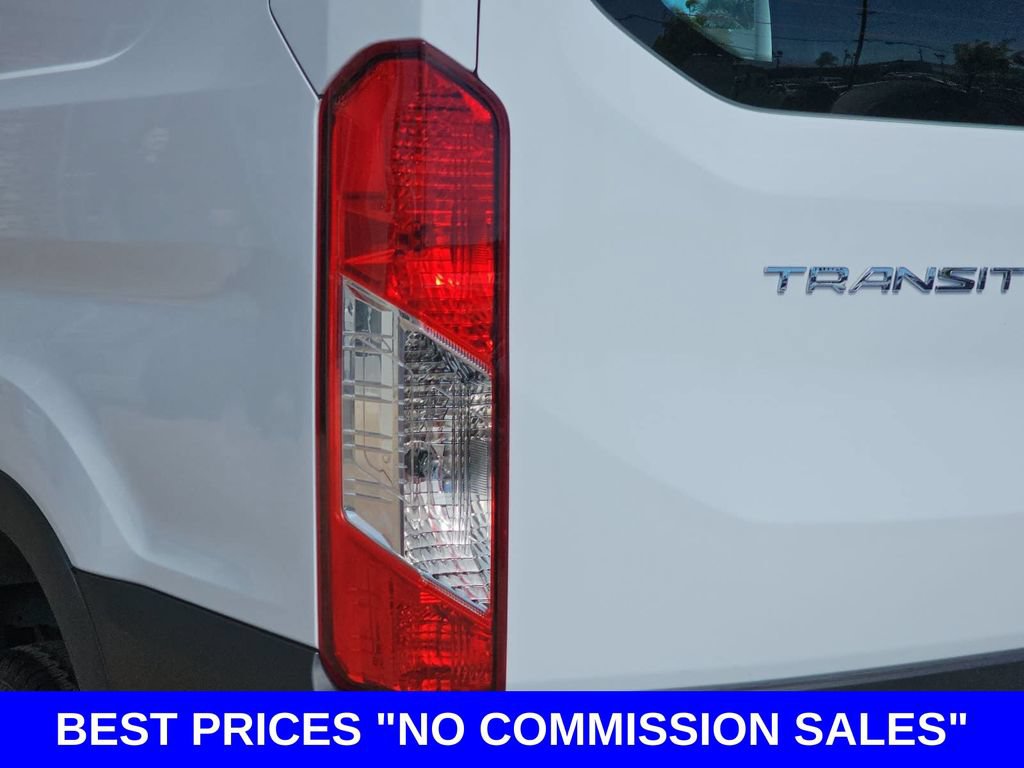 Used 2025 Ford Transit 250 Low Roof RWD image 39
