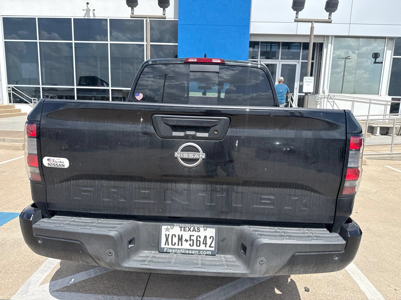 Used 2025 Nissan Frontier SV RWD image 6