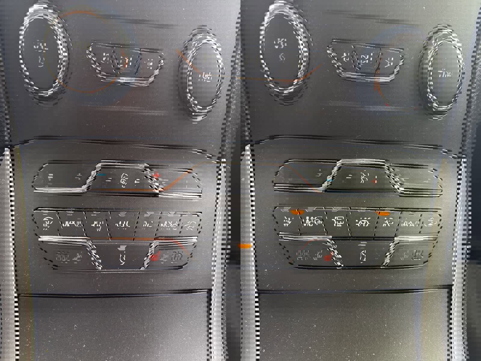 Used 2020 Ford Edge SEL w/ Convenience Package image 17