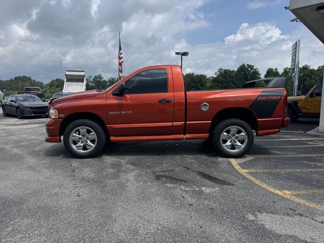 Used 2005 Dodge Ram 1500 Truck SLT w/ Daytona Edition Group AWD/4WD image 2