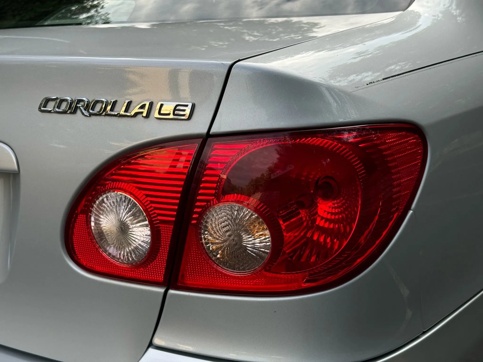 Used 2005 Toyota Corolla LE image 12