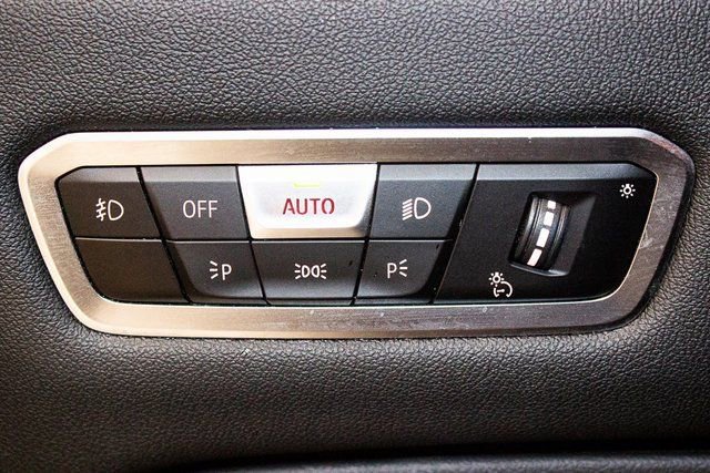 Used 2019 BMW X7 xDrive50i w/ Executive Package image 38