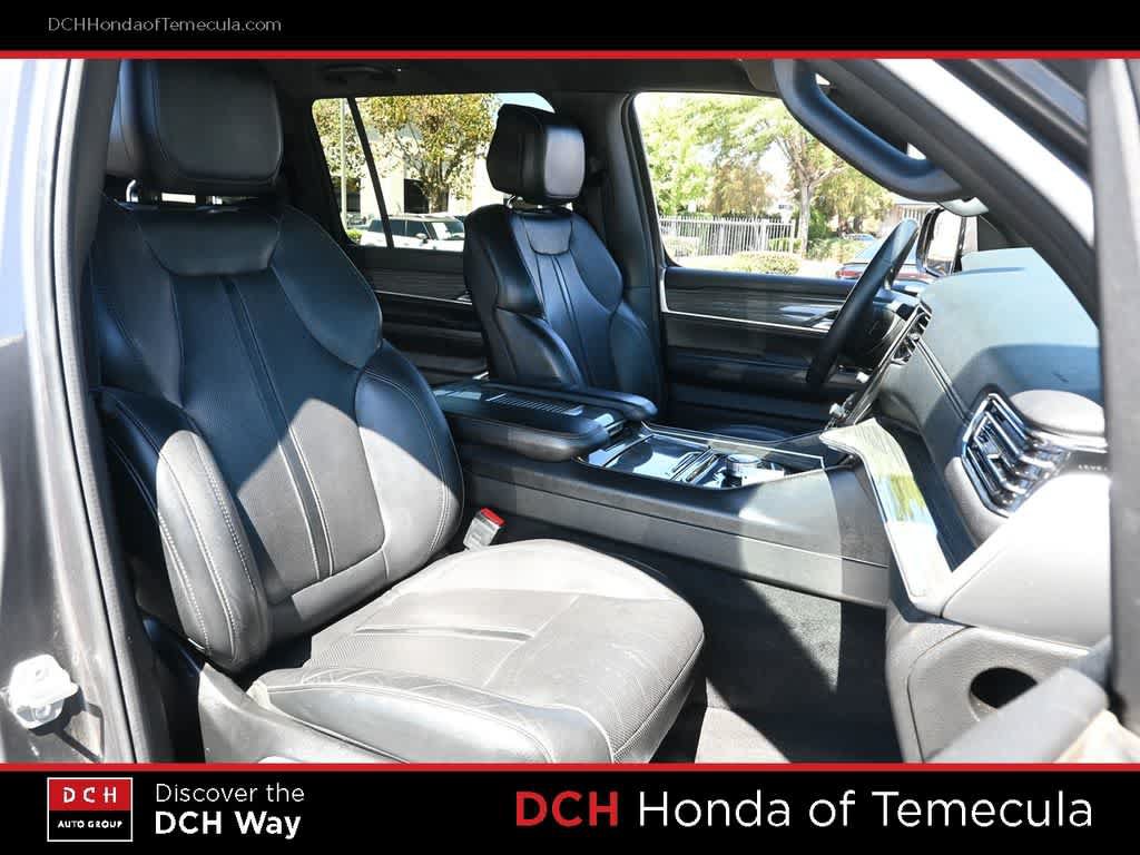 Used 2022 Jeep Wagoneer Series II RWD image 22