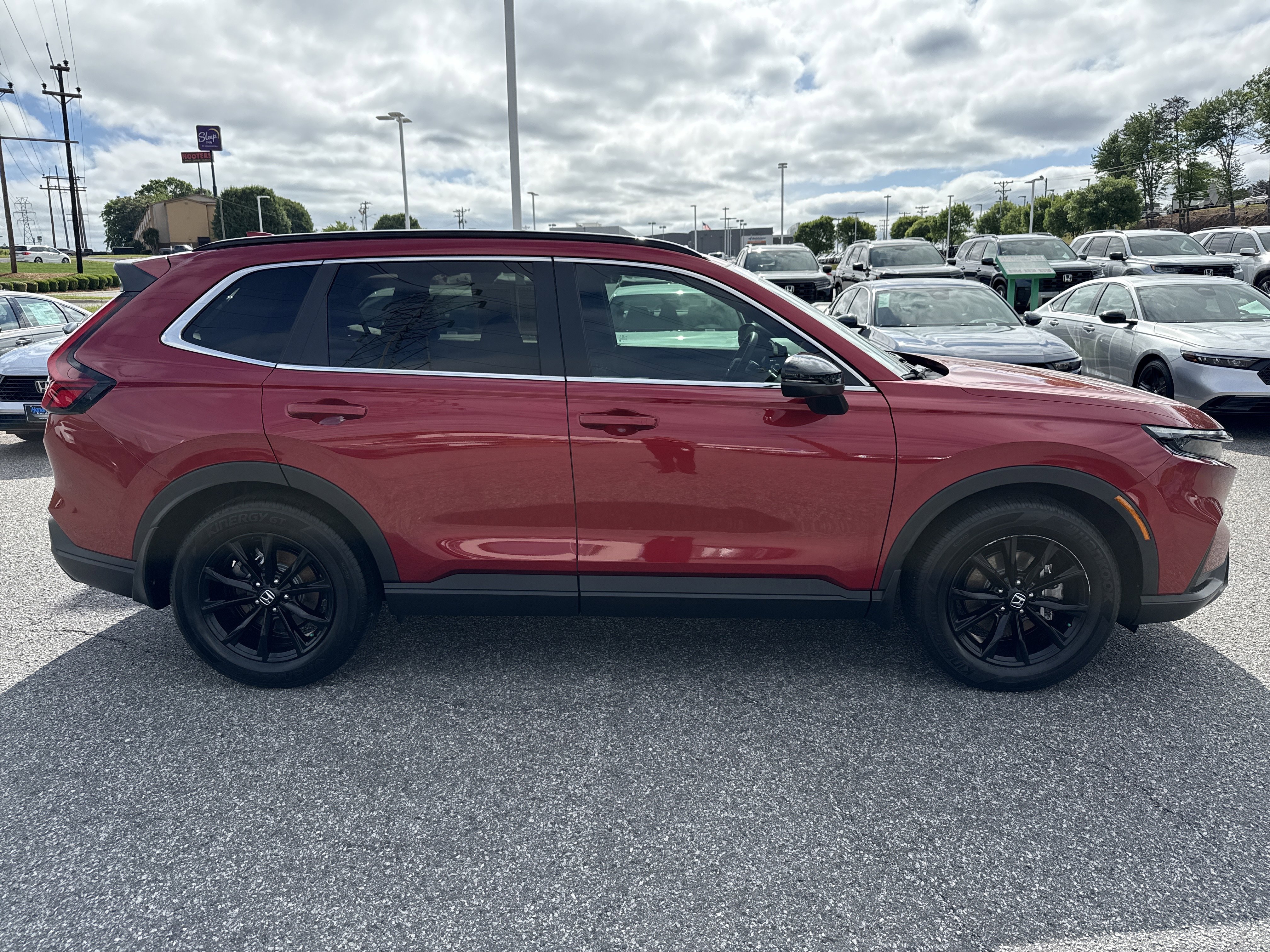 Certified 2025 Honda CR-V Sport image 11