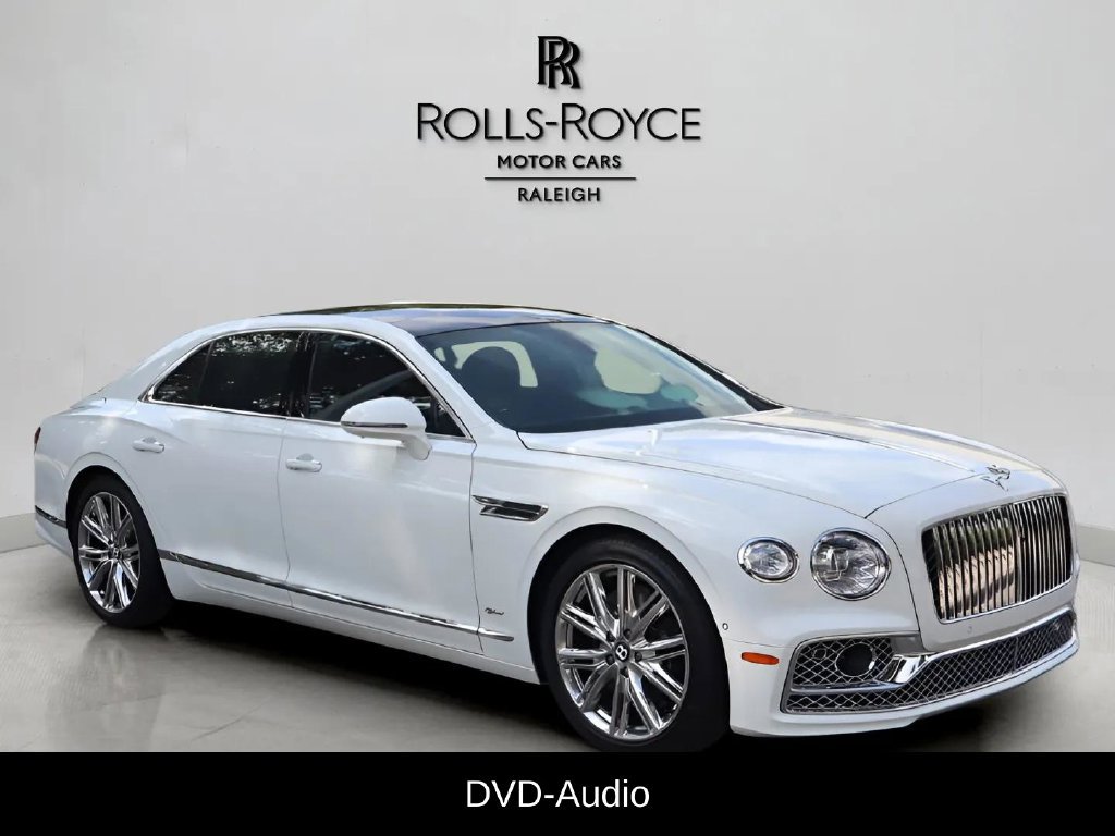Used 2022 Bentley Flying Spur Plug-In Hybrid AWD/4WD image 3
