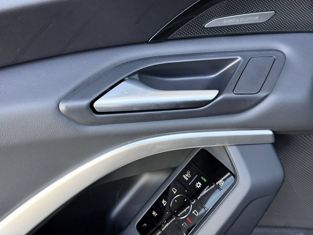 New 2025 Audi Q5 Premium AWD/4WD image 24
