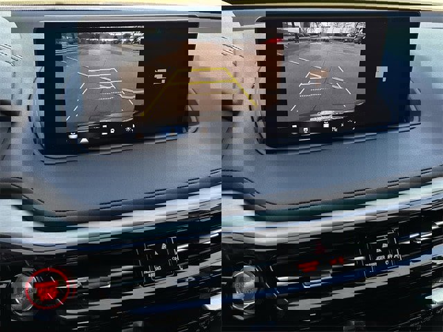 Used 2024 Acura MDX SH-AWD w/ Technology Package image 18