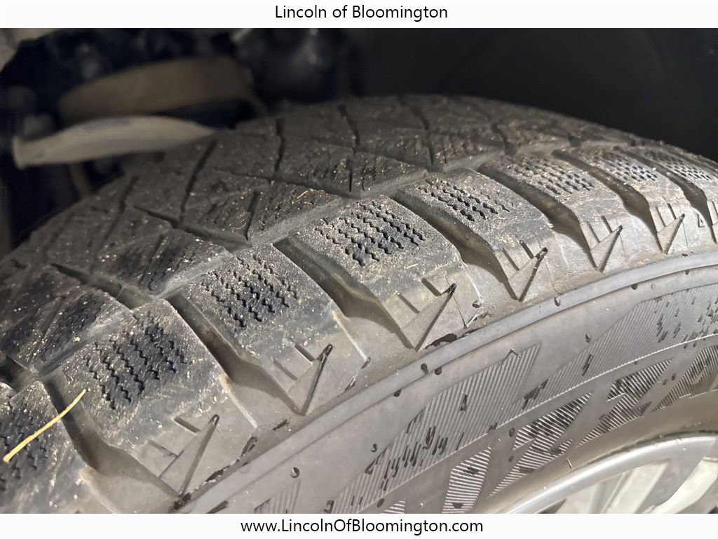 Used 2024 GMC Yukon XL Denali image 71