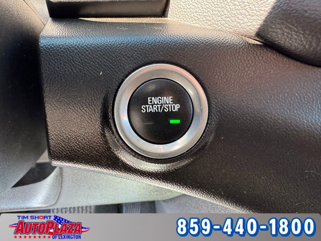 Used 2023 GMC Terrain SLE w/ Driver Convenience Package image 22