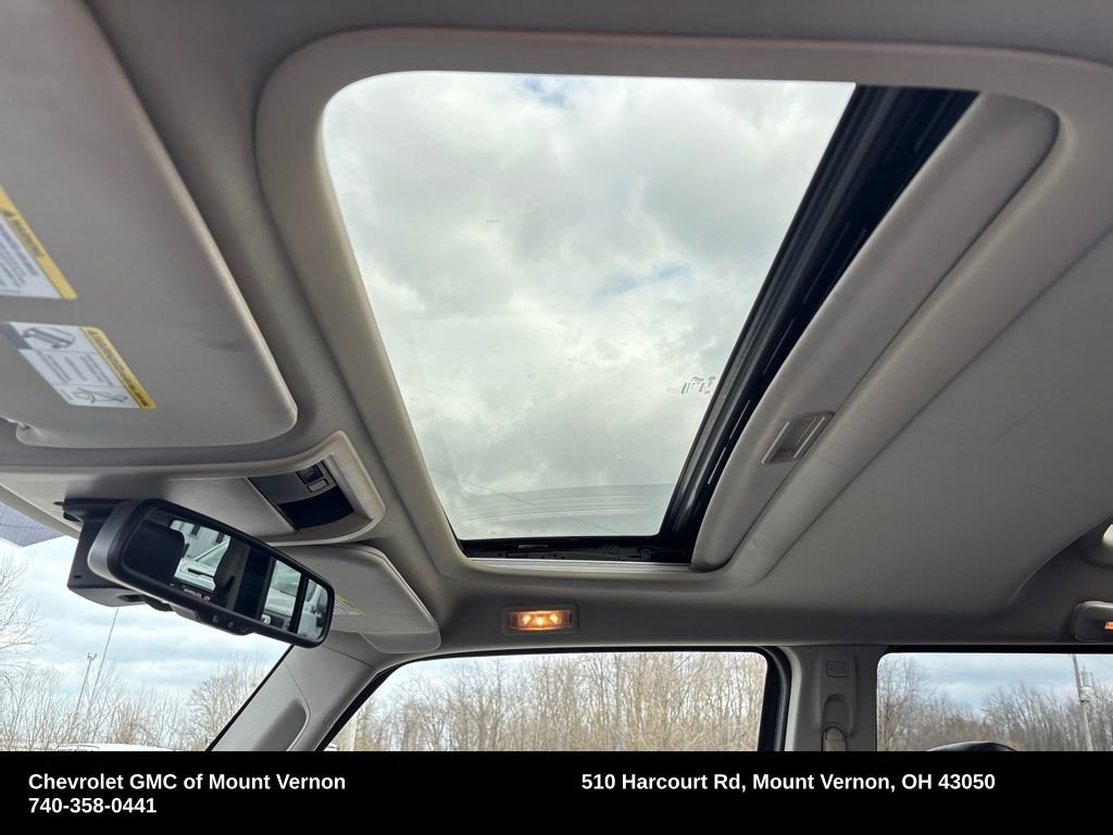 Used 2010 Jeep Commander Sport w/ Sun/Sound Group RWD image 23