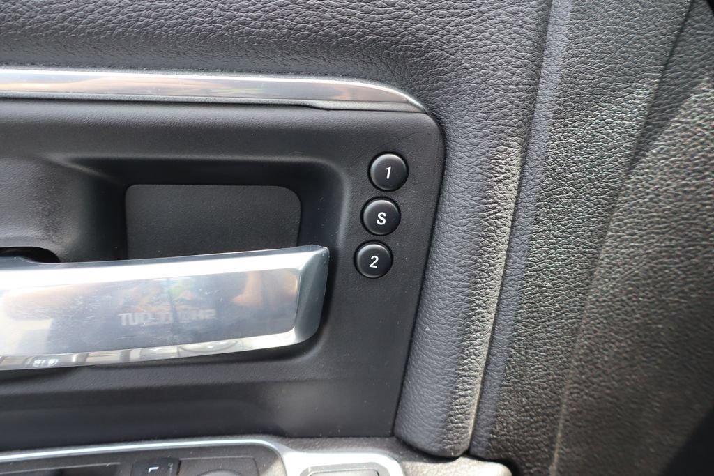 Used 2022 RAM 3500 Laramie AWD/4WD image 32