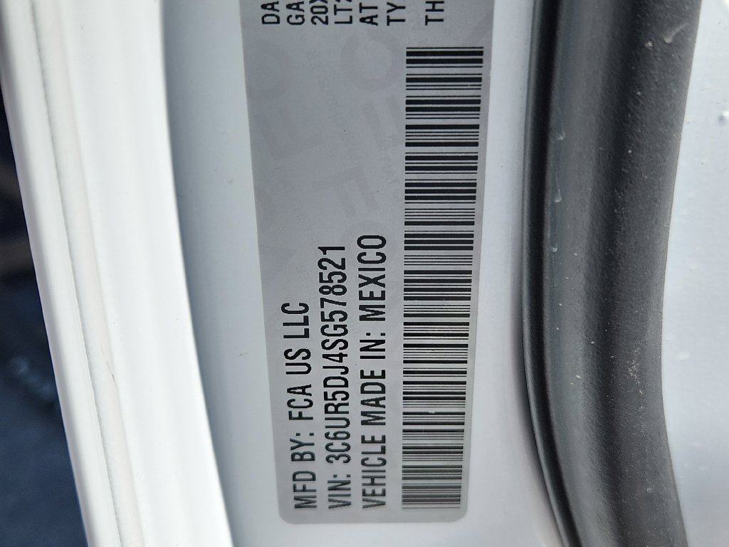 Certified 2025 RAM 2500 Big Horn AWD/4WD image 17