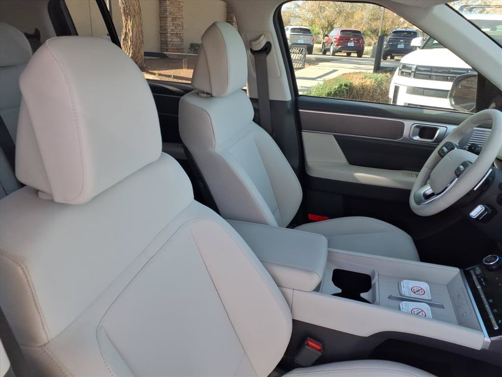 New 2026 Hyundai Santa Fe SE FWD image 7