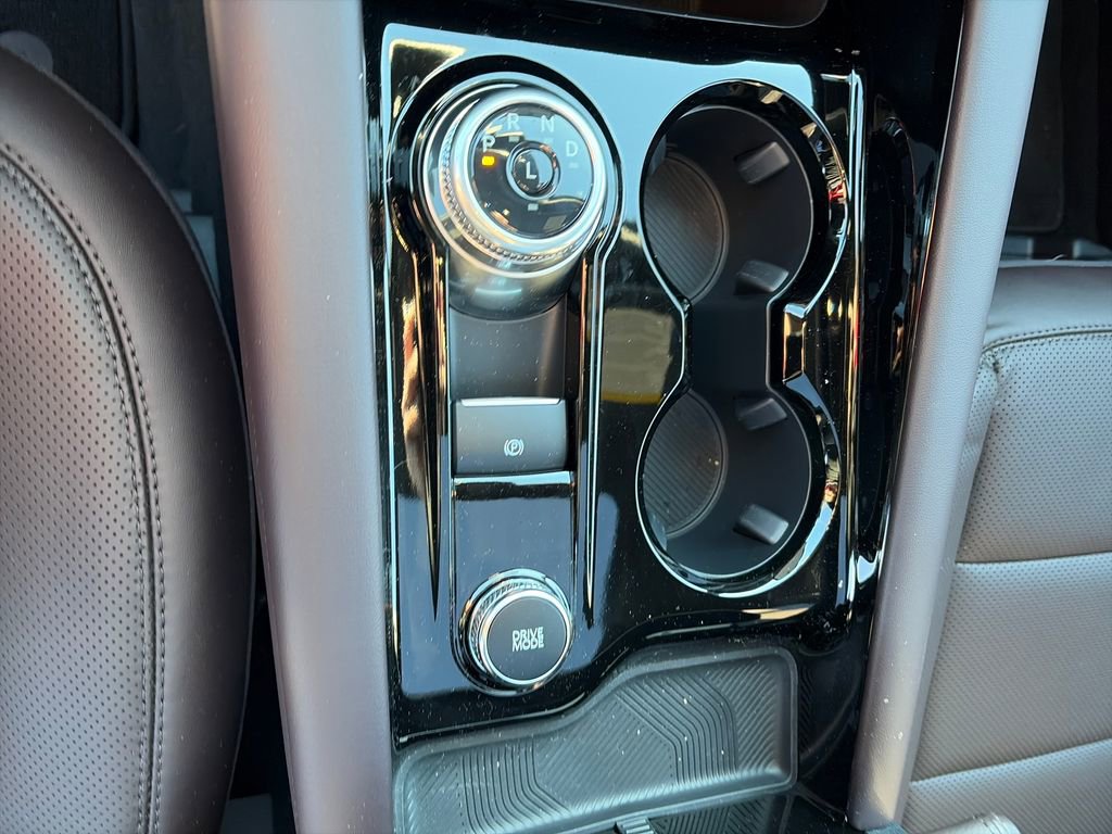 Used 2026 Ford Explorer Platinum w/ LUX Leather Package image 35