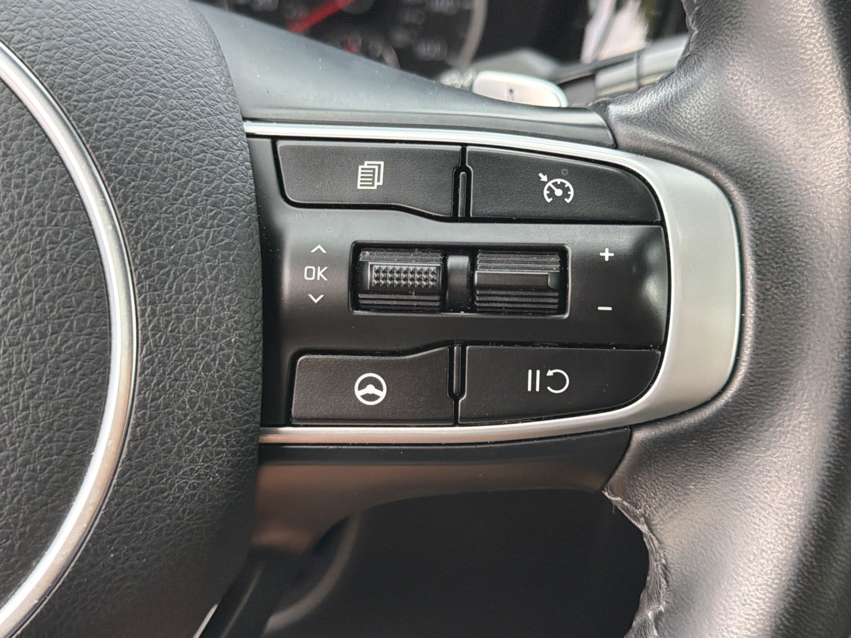 Certified 2023 Kia K5 GT FWD image 20
