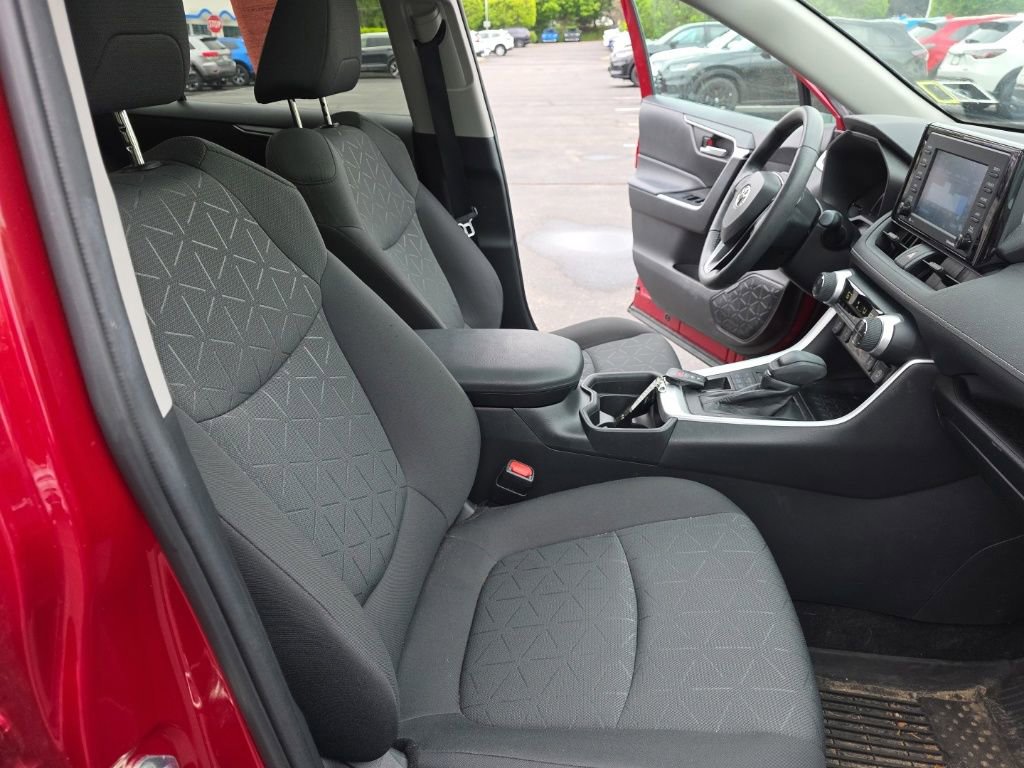Used 2021 Toyota RAV4 XLE w/ Convenience Package AWD/4WD image 27