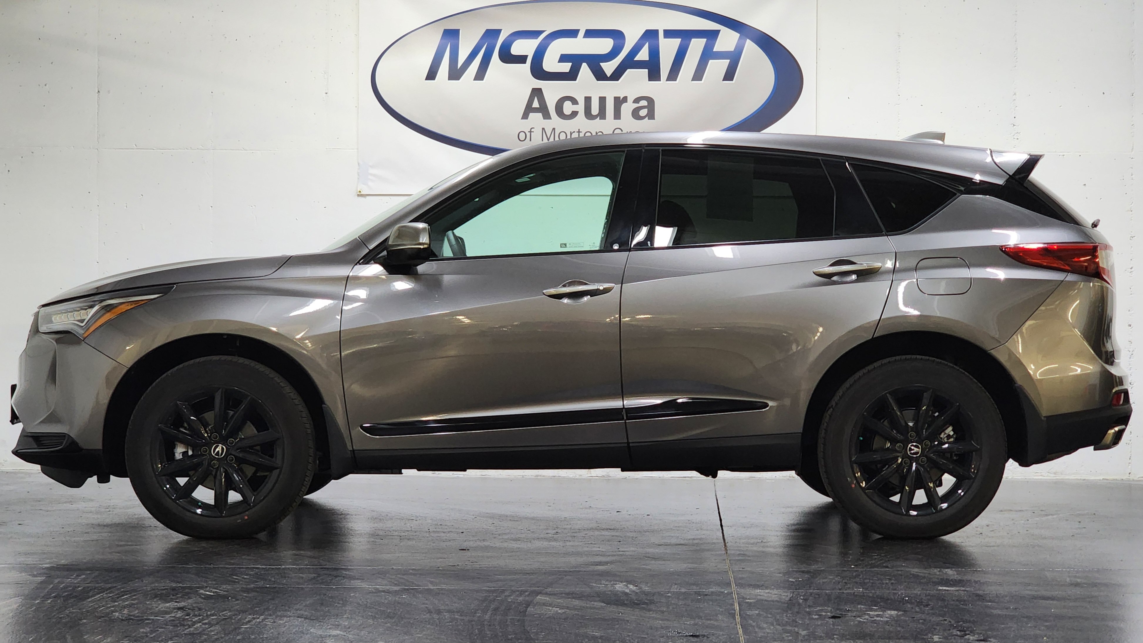 Used 2026 Acura RDX SH-AWD image 11