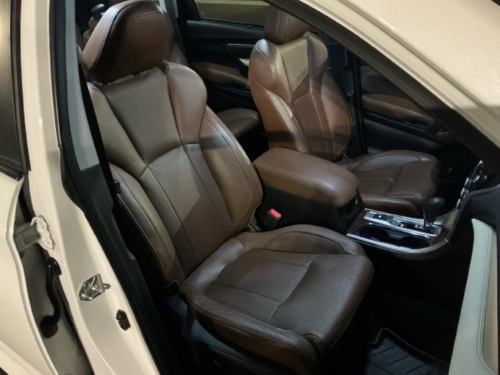 Used 2022 Subaru Ascent Touring AWD/4WD image 36