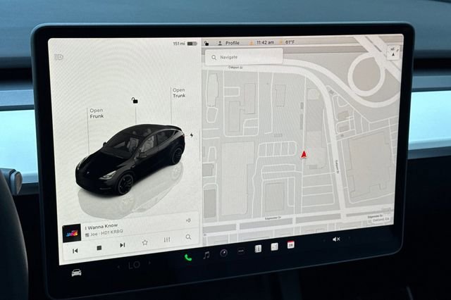Used 2022 Tesla Model Y Performance AWD/4WD image 22