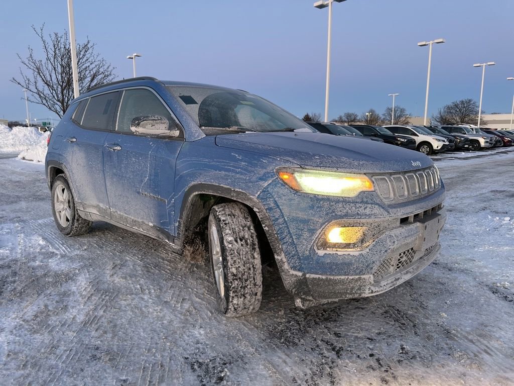 Used 2022 Jeep Compass Latitude w/ Sun and Sound Group image 13