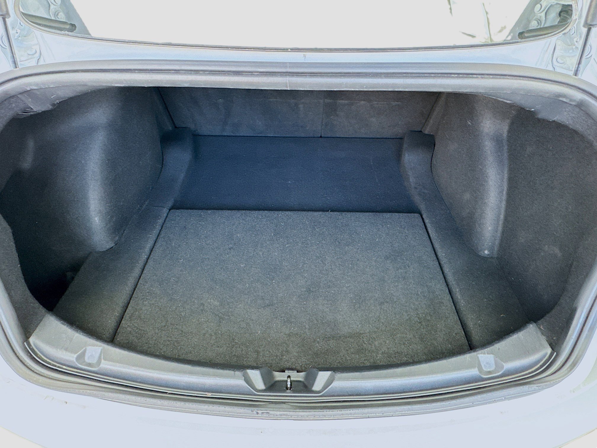 Used 2020 Tesla Model 3 Standard Range Plus image 18