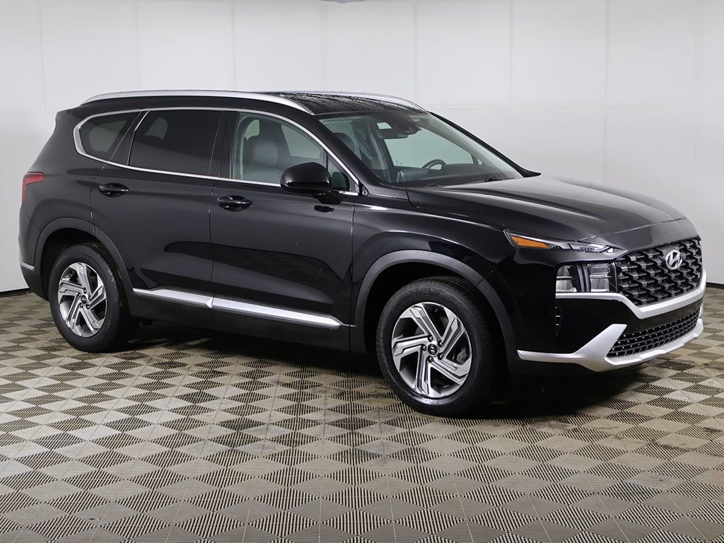 Used 2021 Hyundai Santa Fe SEL image 2