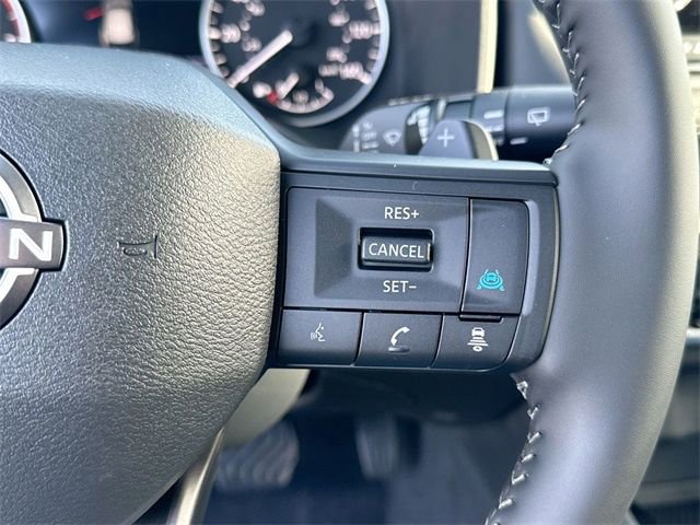 Used 2025 Nissan Rogue SV image 19