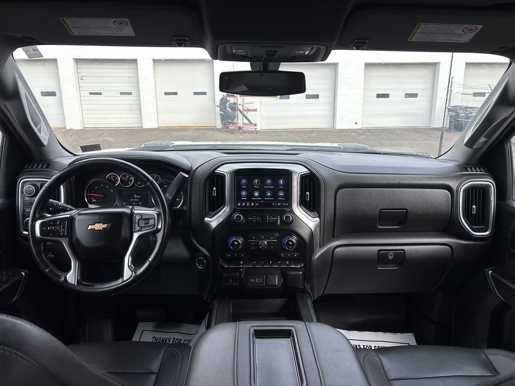 Used 2021 Chevrolet Silverado 3500 LTZ w/ LTZ Convenience Package image 18