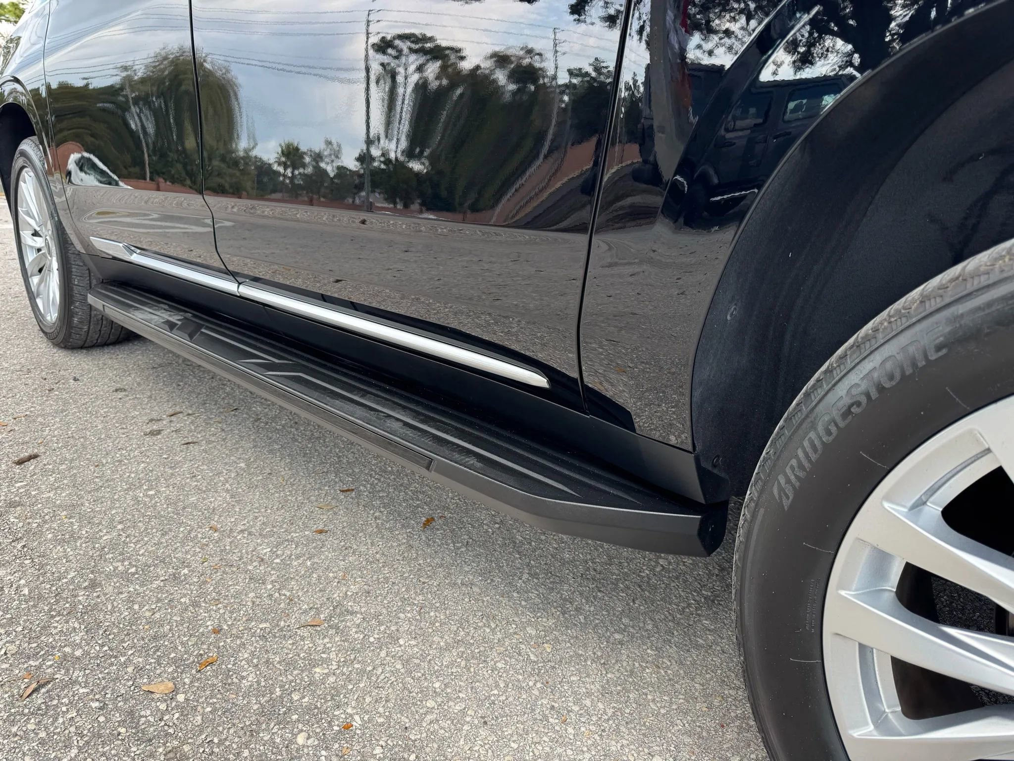 Used 2022 Cadillac Escalade ESV Luxury image 28