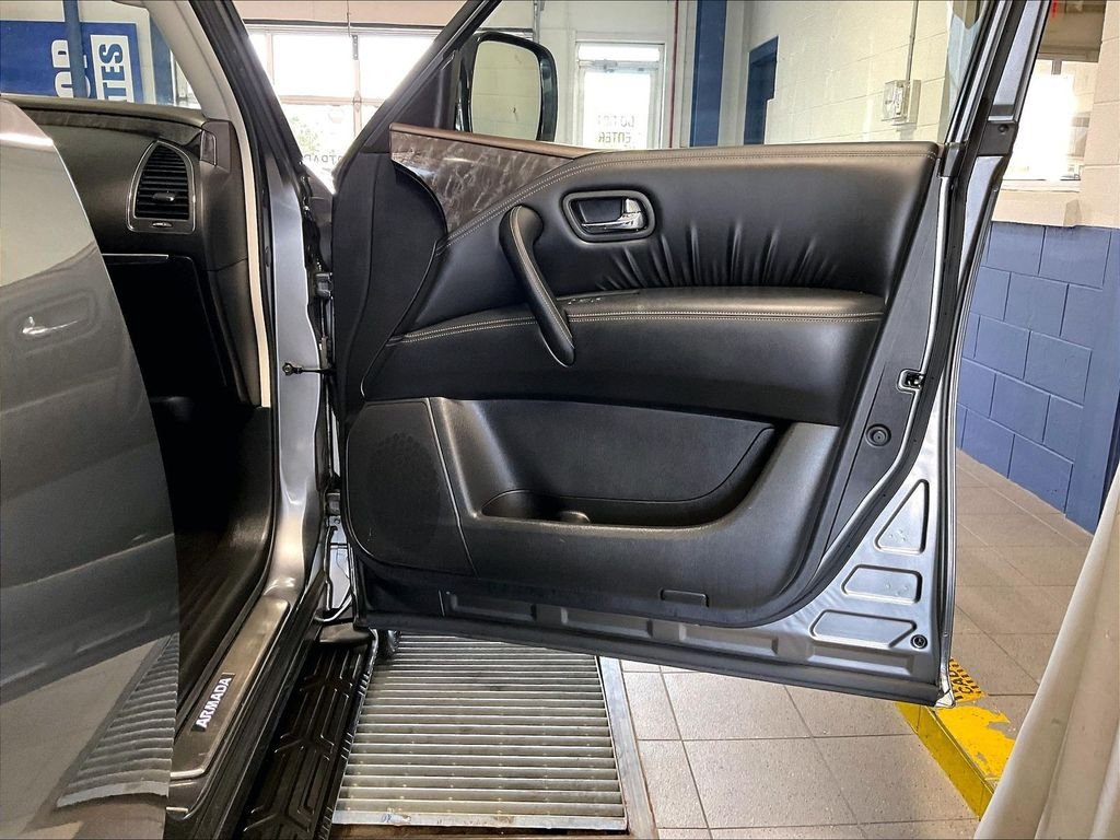 Used 2023 Nissan Armada Platinum w/ Cargo Package AWD/4WD image 12