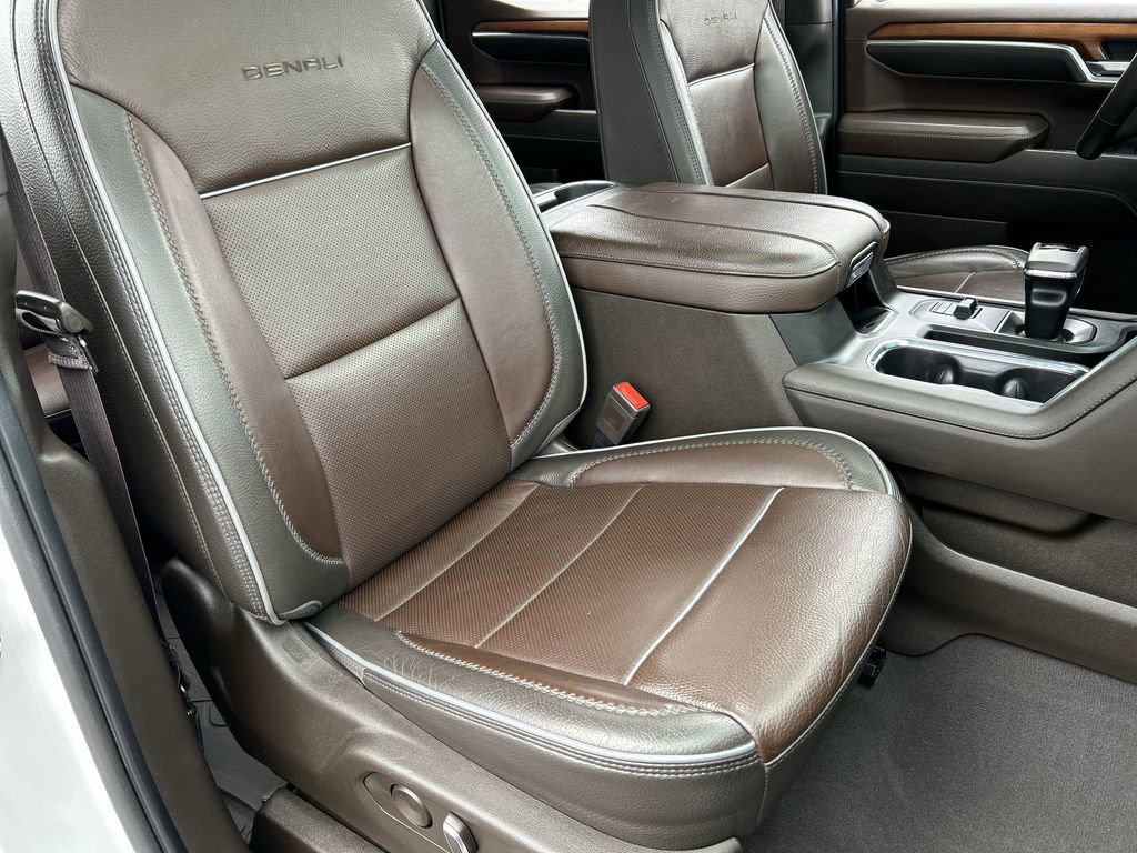 Used 2023 GMC Sierra 1500 Denali w/ Denali Reserve Package AWD/4WD image 28