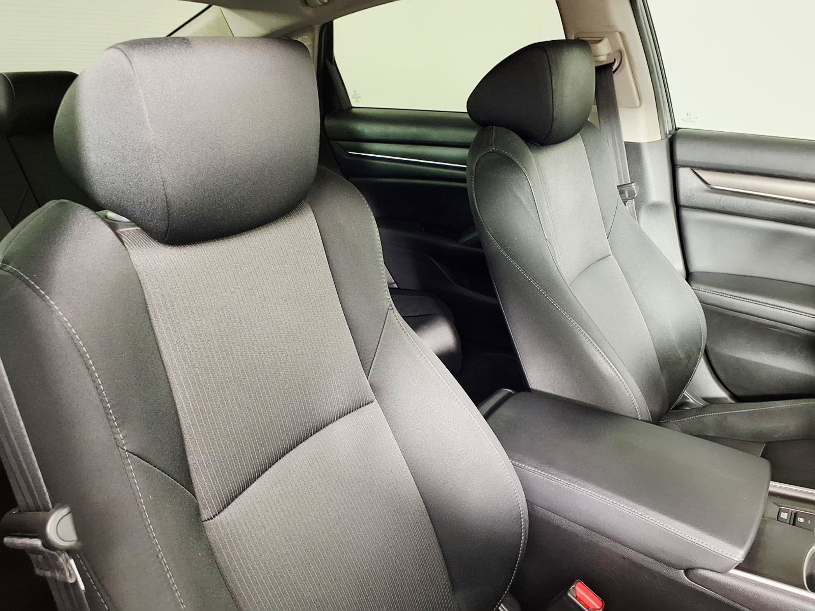 Used 2021 Honda Accord LX image 10