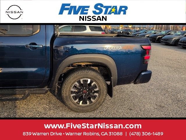 Used 2022 Nissan Frontier PRO-4X w/ Technology Package AWD/4WD image 10
