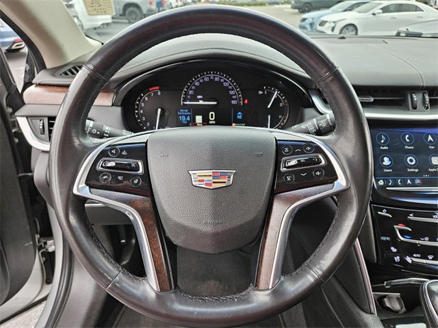 Used 2019 Cadillac XTS Luxury image 25