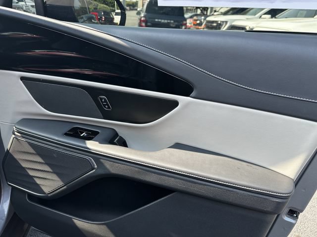 Certified 2024 Lincoln Nautilus Reserve AWD/4WD image 35