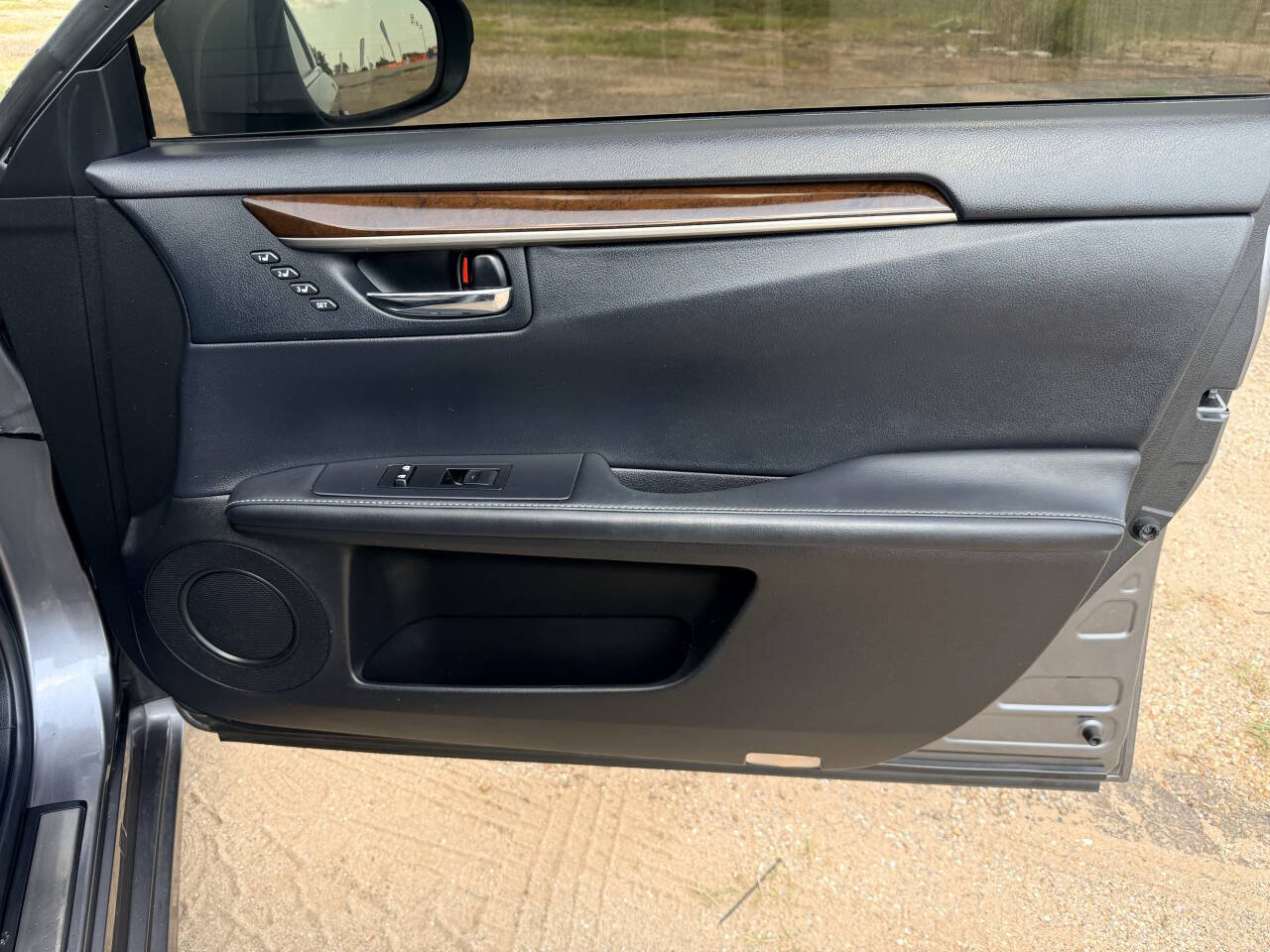 Used 2013 Lexus ES 350 FWD image 29