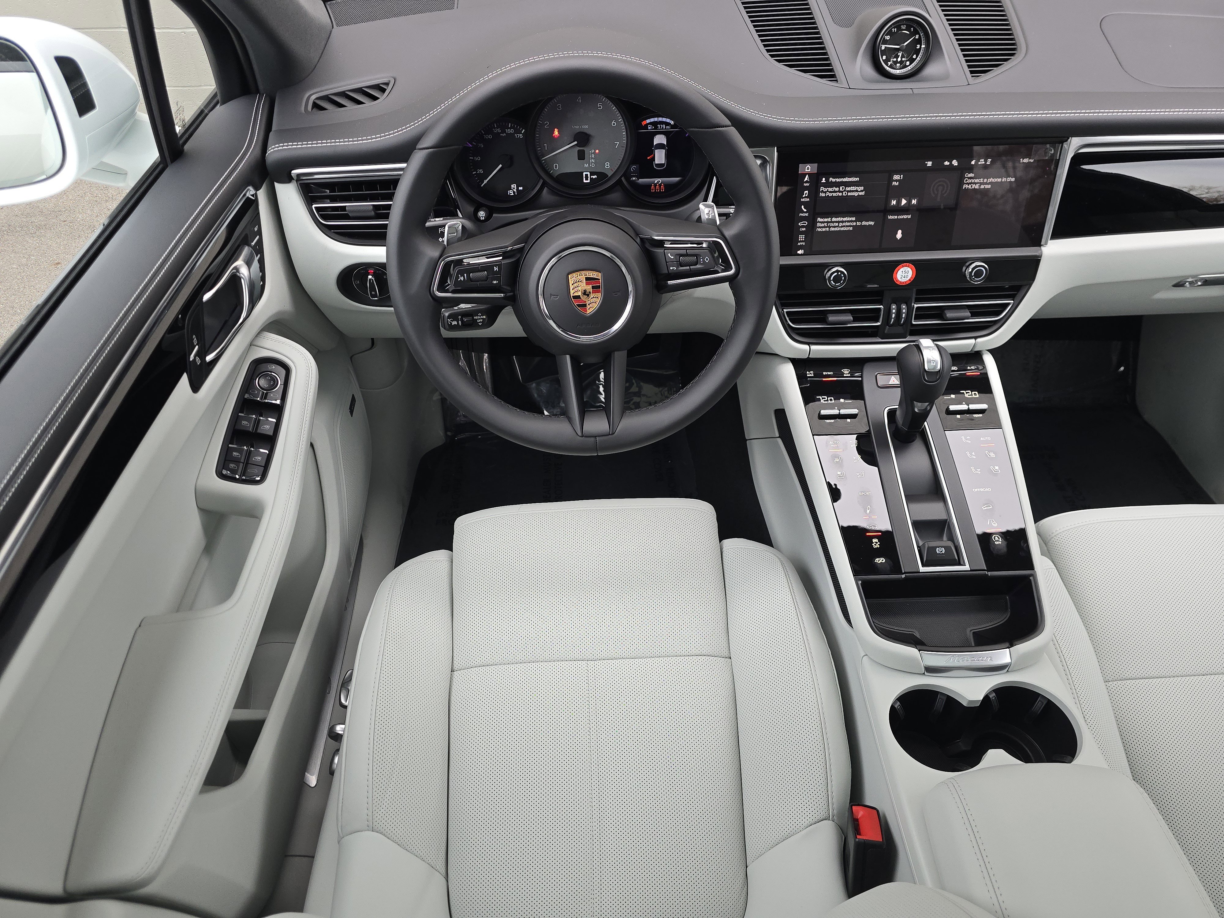 New 2026 Porsche Macan S image 17