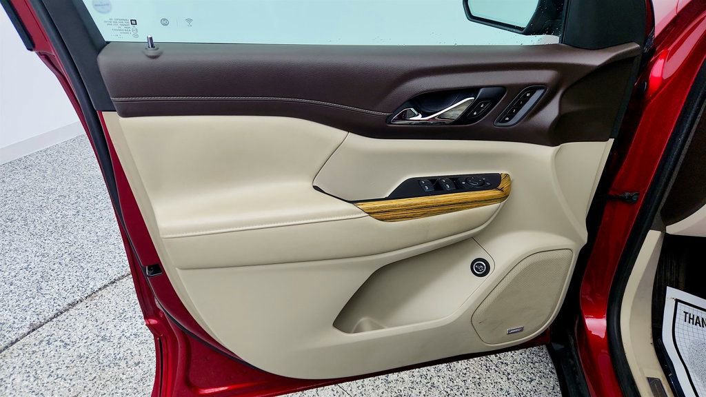 Used 2019 GMC Acadia Denali image 11